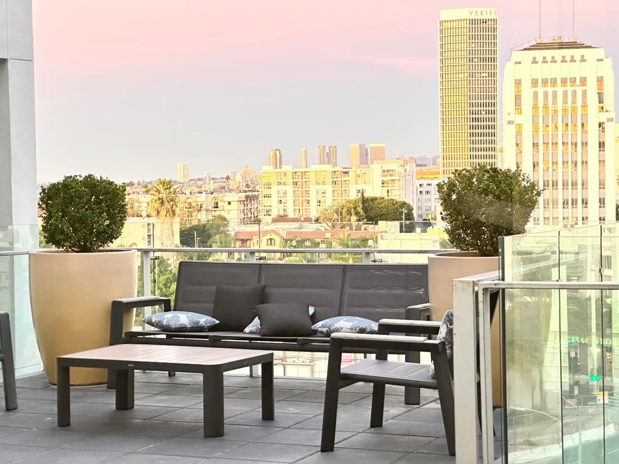 Creative 2 Levels Penthouse Apartment Лос Анджелис Екстериор снимка